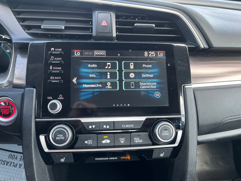 Honda Civic Sedan Vehicle Full-screen Gallery Image 11