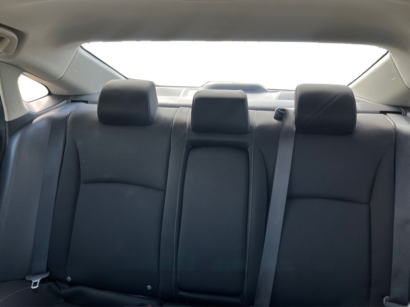 Honda Civic Sedan Vehicle Full-screen Gallery Image 12