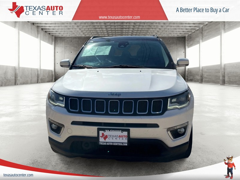Jeep Compass Vehicle Full-screen Gallery Image 3