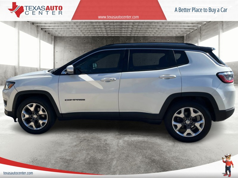 Jeep Compass Vehicle Full-screen Gallery Image 5