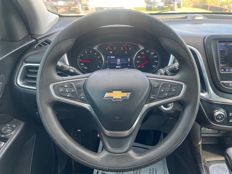 Chevrolet Equinox Vehicle Full-screen Gallery Image 14