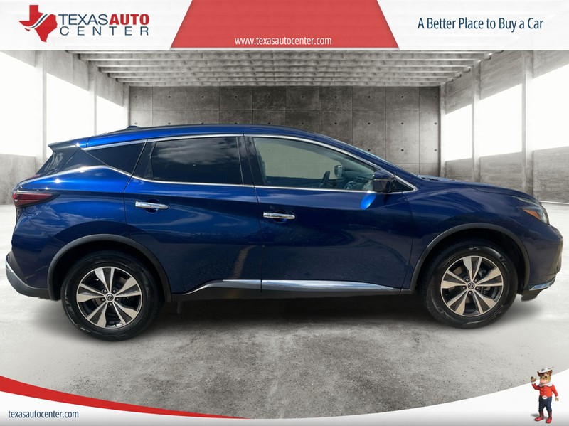 Nissan Murano Vehicle Full-screen Gallery Image 4