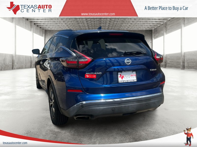 Nissan Murano Vehicle Full-screen Gallery Image 8