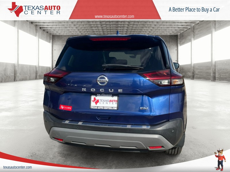 Nissan Rogue Vehicle Full-screen Gallery Image 06