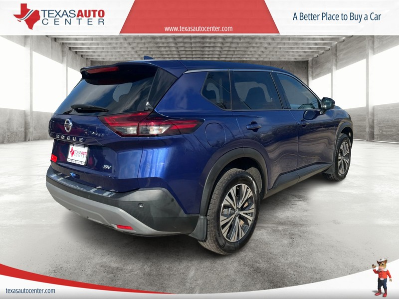 Nissan Rogue Vehicle Full-screen Gallery Image 07
