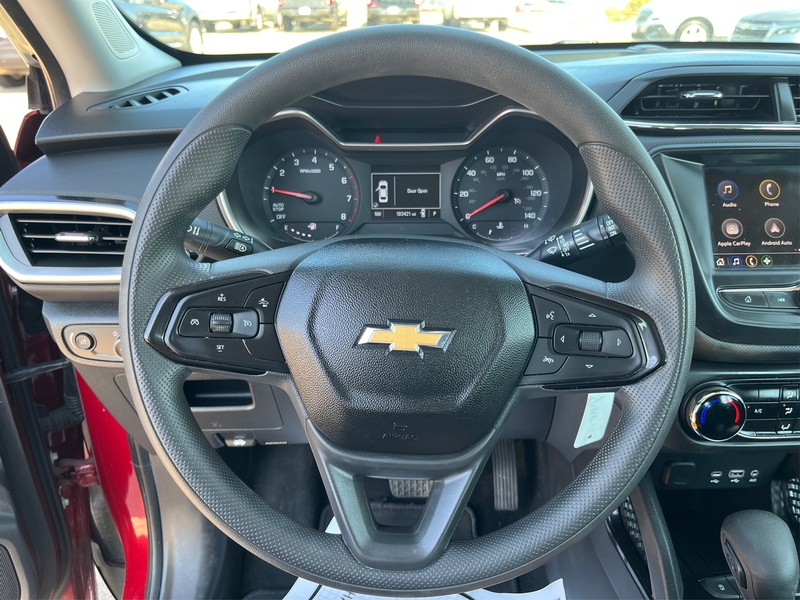 Chevrolet Trailblazer Vehicle Full-screen Gallery Image 14