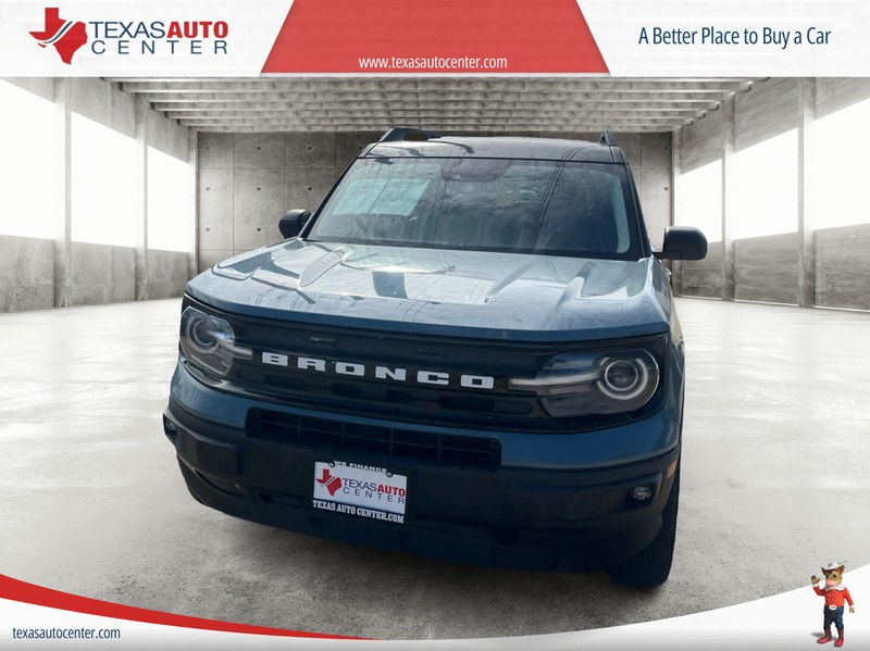 Ford Bronco Sport Vehicle Full-screen Gallery Image 03