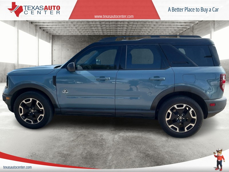 Ford Bronco Sport Vehicle Full-screen Gallery Image 05