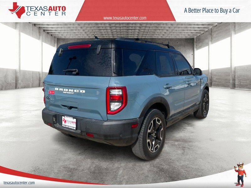 Ford Bronco Sport Vehicle Full-screen Gallery Image 07