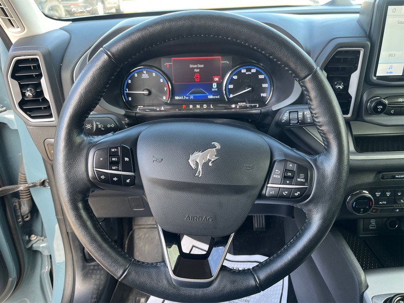 Ford Bronco Sport Vehicle Full-screen Gallery Image 14