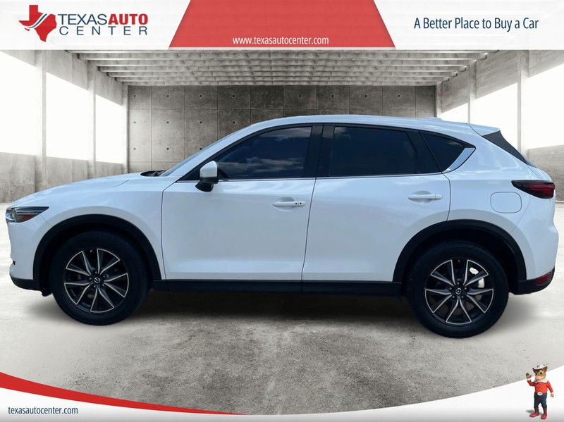 Mazda CX-5 Vehicle Full-screen Gallery Image 5