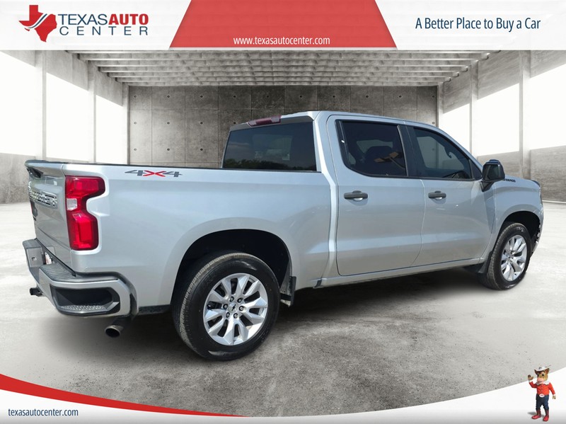 Chevrolet Silverado 1500 Vehicle Full-screen Gallery Image 7