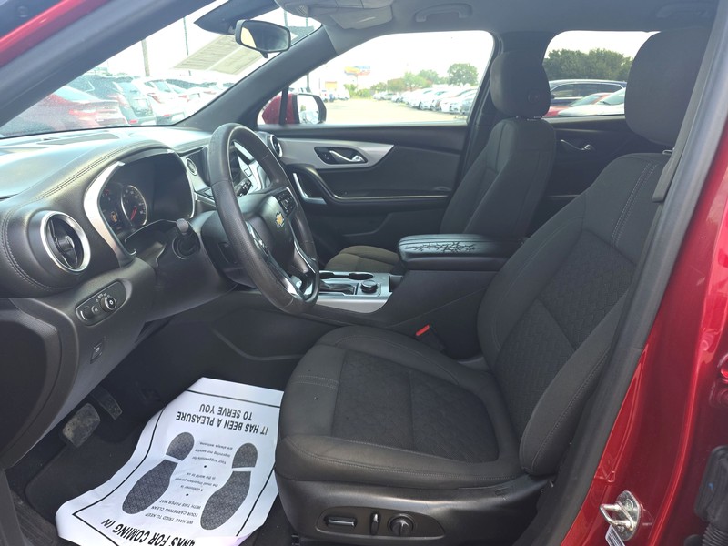 Chevrolet Blazer Vehicle Full-screen Gallery Image 09