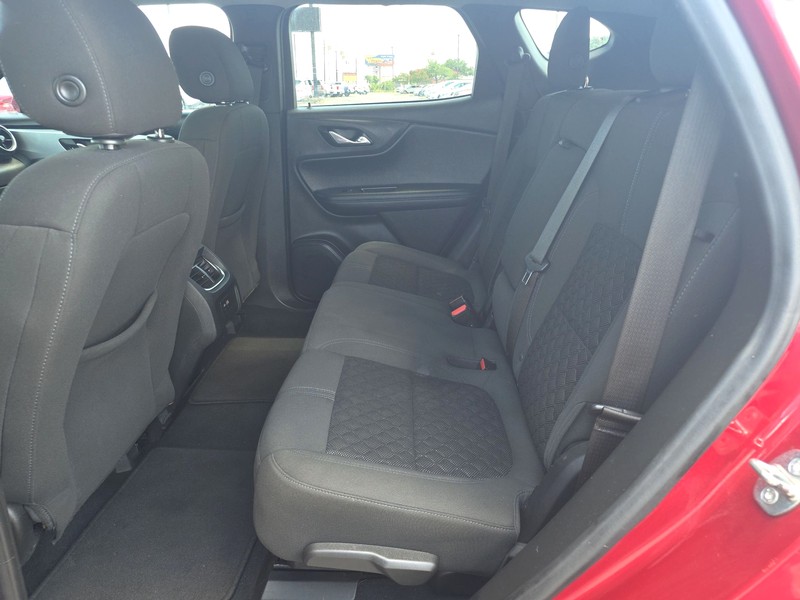 Chevrolet Blazer Vehicle Full-screen Gallery Image 10