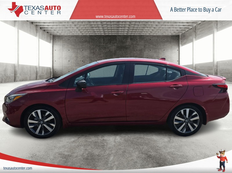 Nissan Versa Sedan Vehicle Full-screen Gallery Image 5