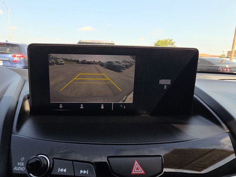 Acura RDX Vehicle Full-screen Gallery Image 17