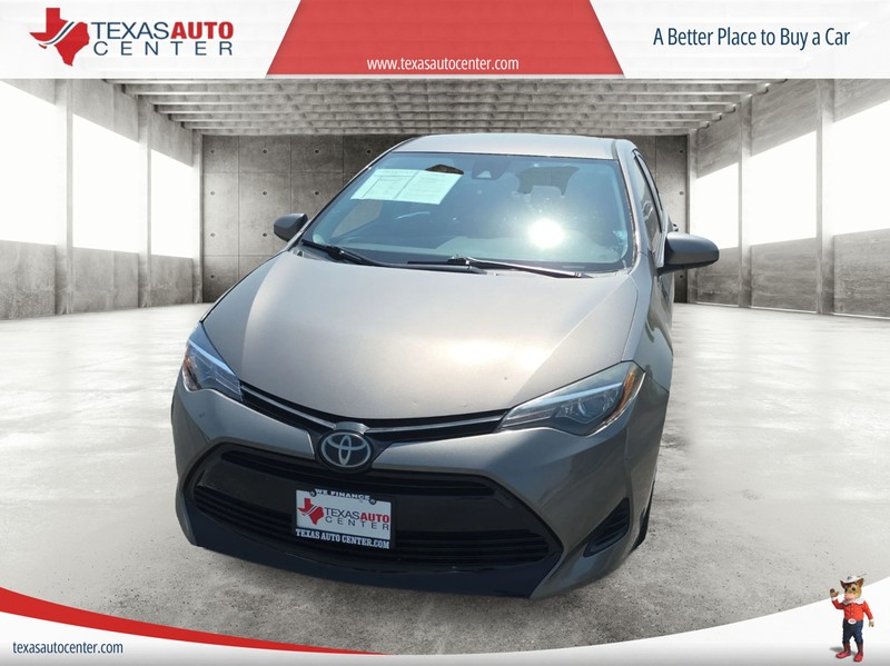 Toyota Corolla Vehicle Full-screen Gallery Image 03