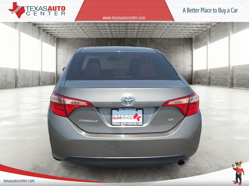 Toyota Corolla Vehicle Full-screen Gallery Image 06