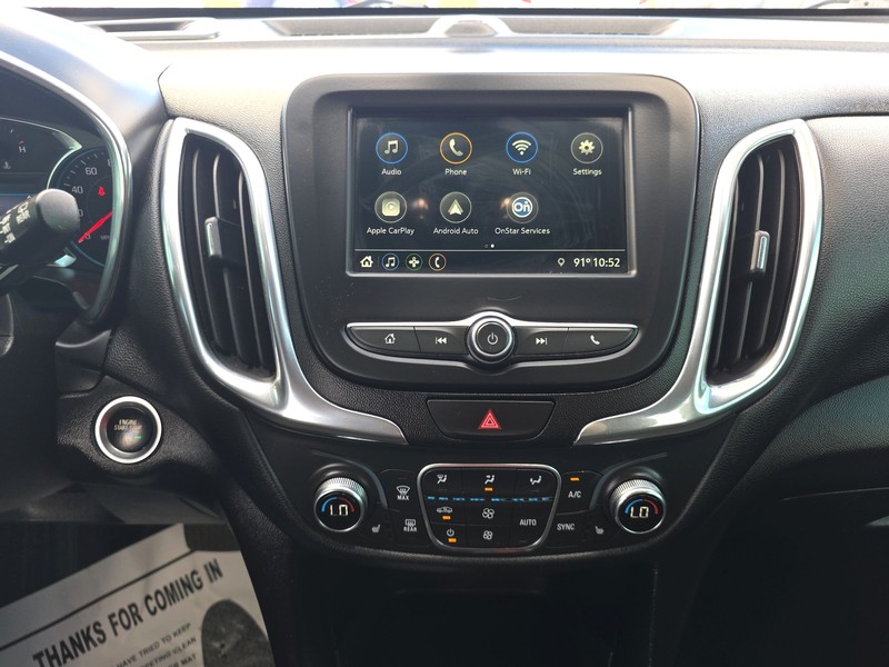 Chevrolet Equinox Vehicle Full-screen Gallery Image 12