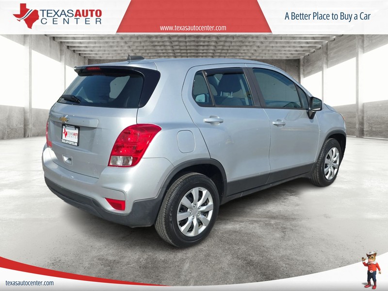 Chevrolet Trax Vehicle Full-screen Gallery Image 07