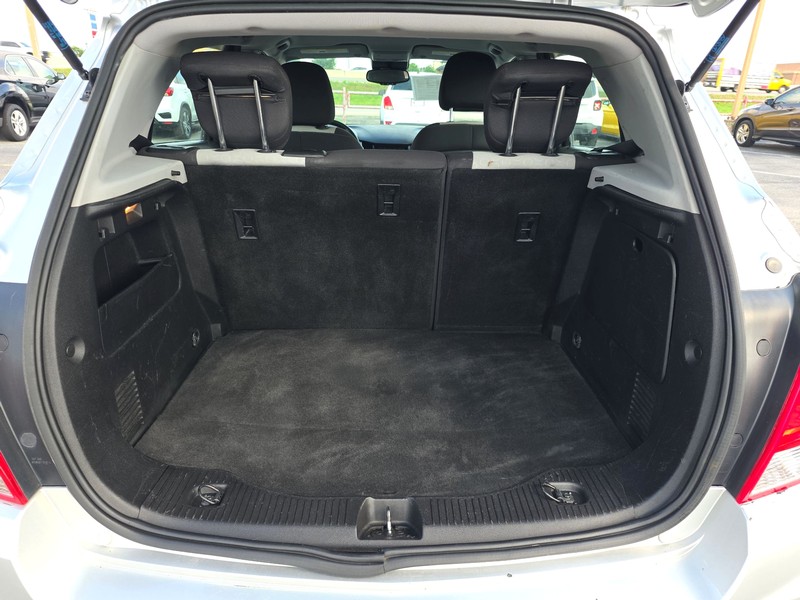 Chevrolet Trax Vehicle Full-screen Gallery Image 11