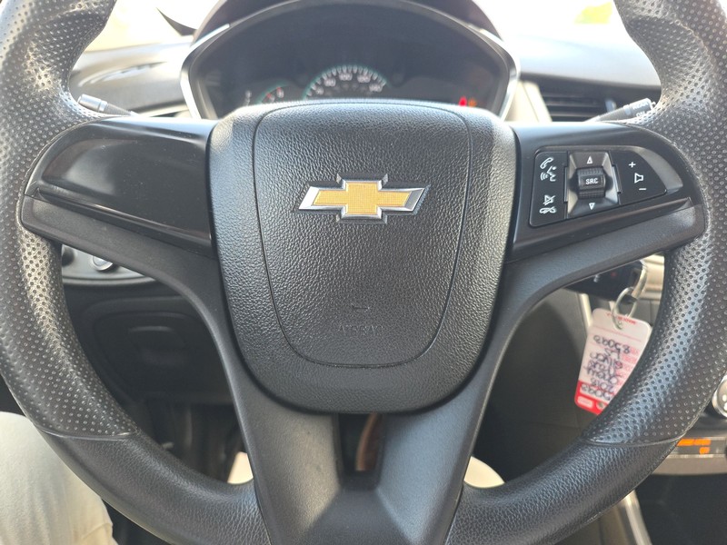 Chevrolet Trax Vehicle Full-screen Gallery Image 14