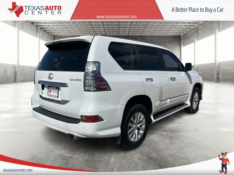 Lexus GX 460 Vehicle Full-screen Gallery Image 07