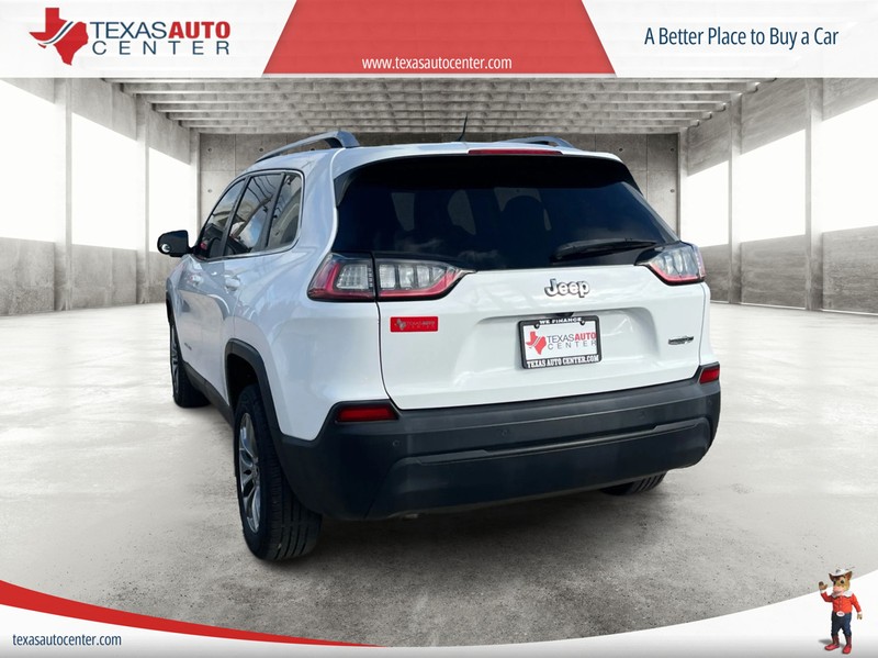 Jeep Cherokee Vehicle Full-screen Gallery Image 07