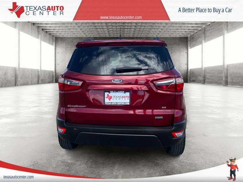 Ford EcoSport Vehicle Full-screen Gallery Image 06