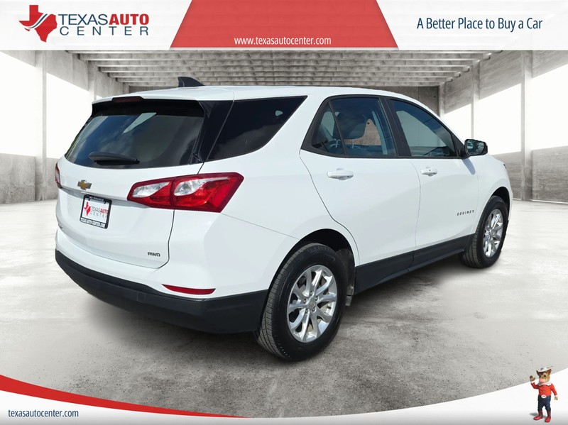 Chevrolet Equinox Vehicle Full-screen Gallery Image 7