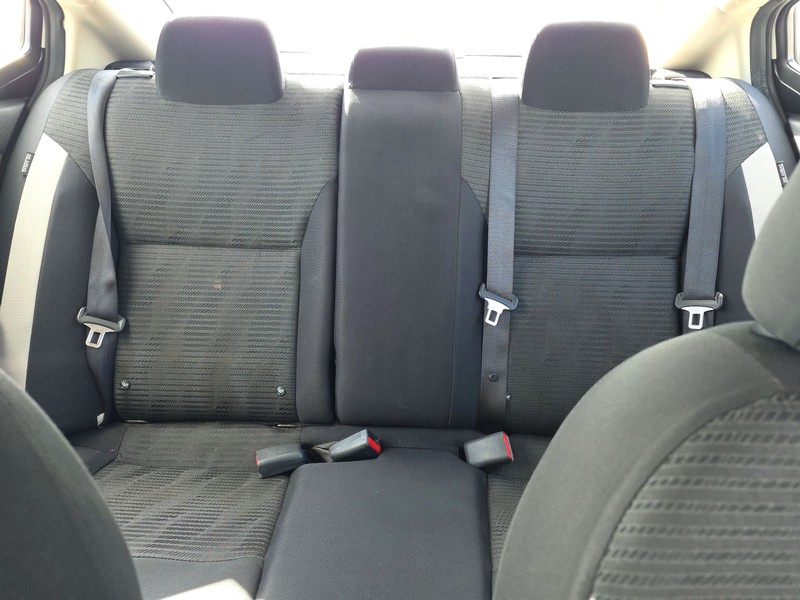 Nissan Versa Sedan Vehicle Full-screen Gallery Image 12