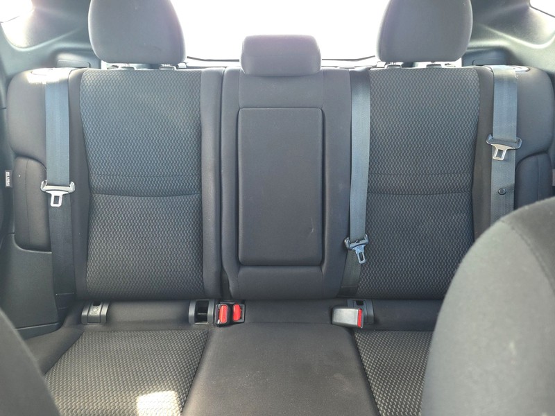 Nissan Rogue Sport Vehicle Full-screen Gallery Image 13