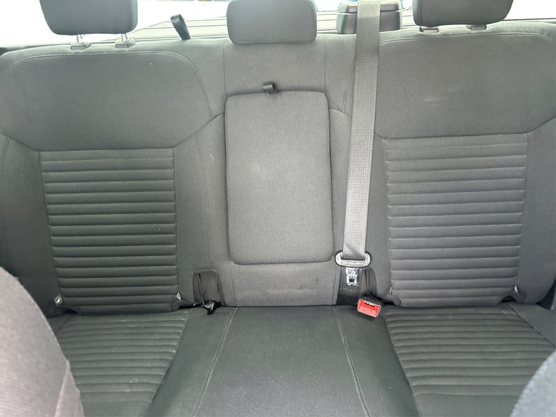 Ford Ranger Vehicle Full-screen Gallery Image 13