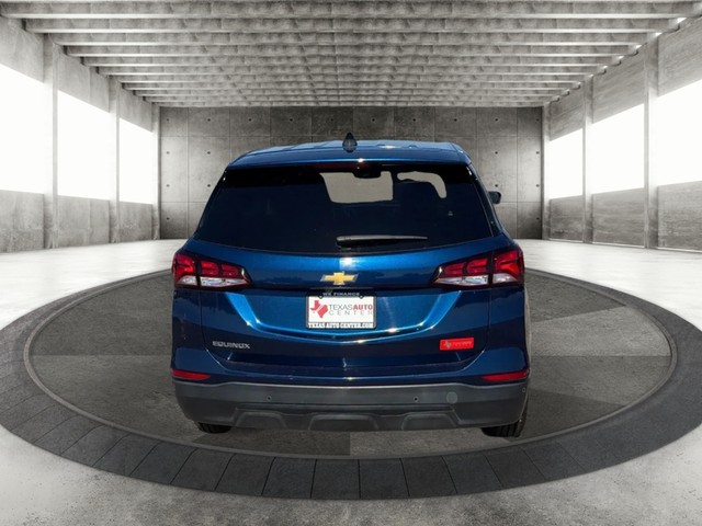 Chevrolet Equinox Vehicle Full-screen Gallery Image 06