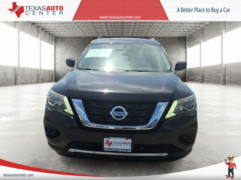 Nissan Pathfinder Vehicle Full-screen Gallery Image 03