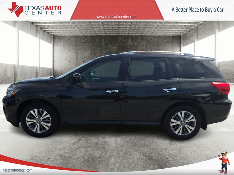 Nissan Pathfinder Vehicle Full-screen Gallery Image 05