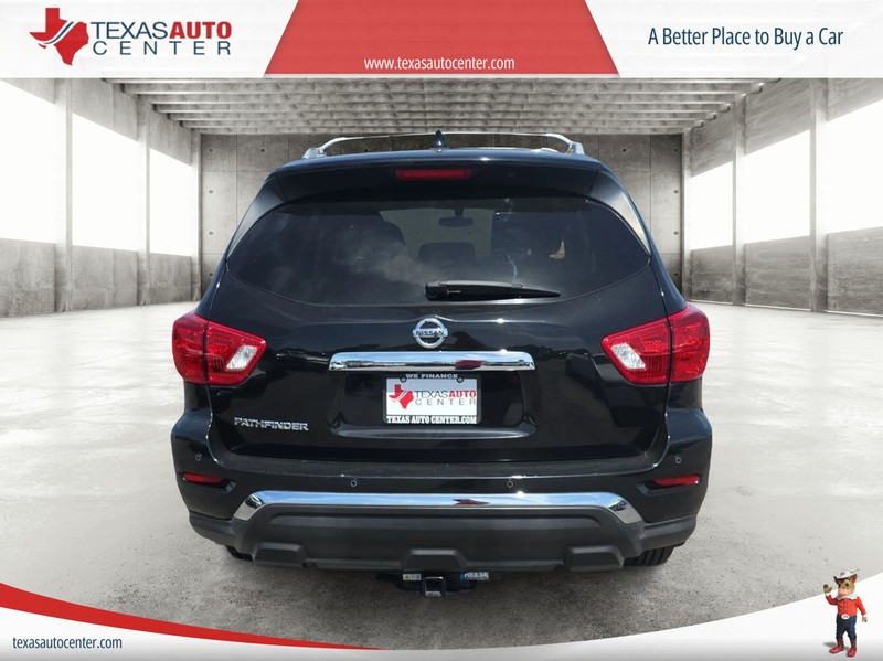 Nissan Pathfinder Vehicle Full-screen Gallery Image 06