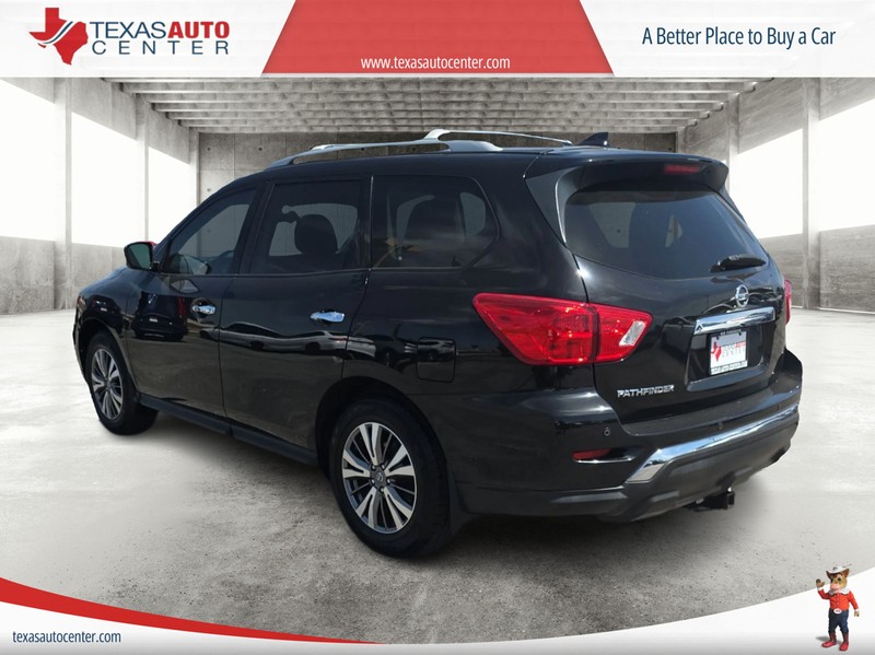 Nissan Pathfinder Vehicle Full-screen Gallery Image 08