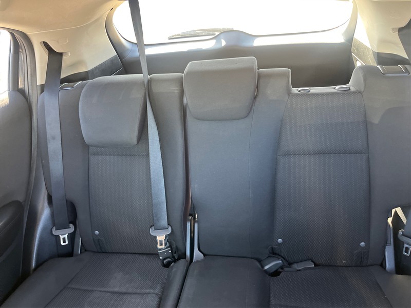 Honda HR-V Vehicle Full-screen Gallery Image 13