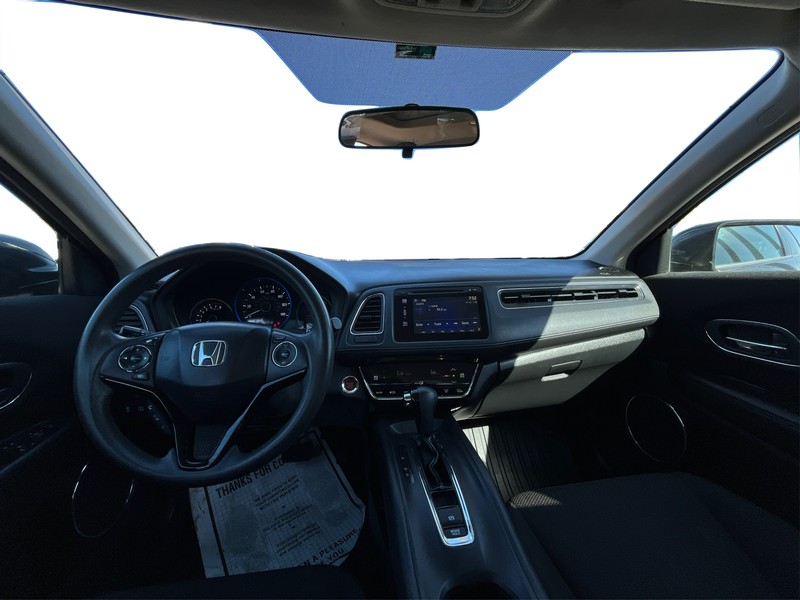 Honda HR-V Vehicle Full-screen Gallery Image 16