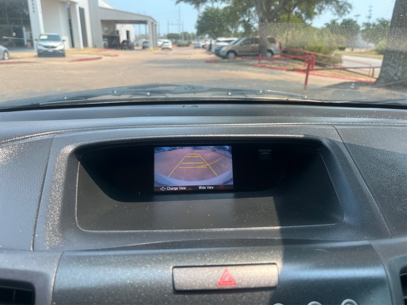 Honda CR-V Vehicle Full-screen Gallery Image 17