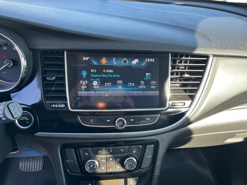 Buick Encore Vehicle Full-screen Gallery Image 12