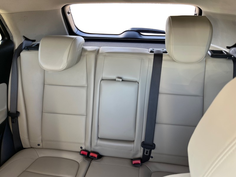 Buick Encore Vehicle Full-screen Gallery Image 13