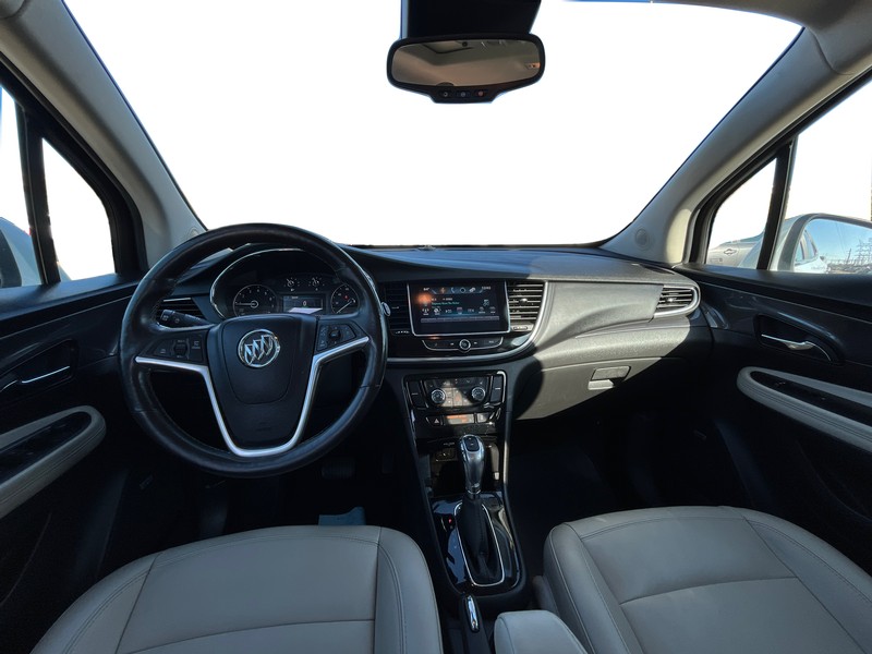 Buick Encore Vehicle Full-screen Gallery Image 15