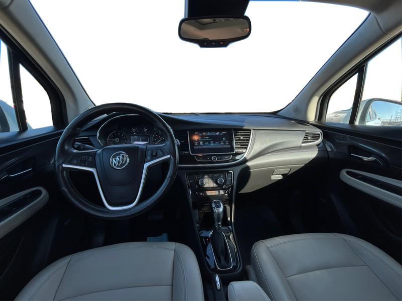 Buick Encore Vehicle Full-screen Gallery Image 16