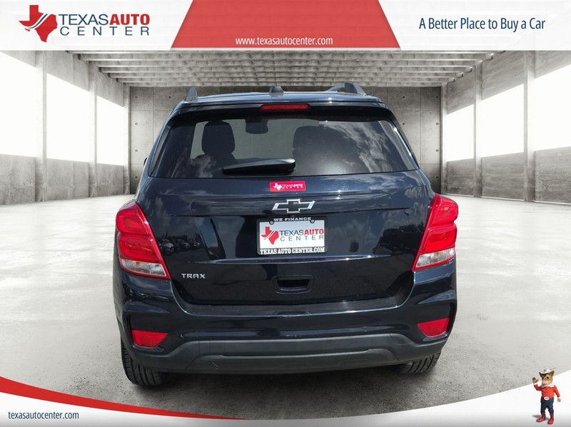 Chevrolet Trax Vehicle Full-screen Gallery Image 06