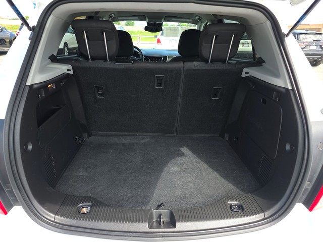 Chevrolet Trax Vehicle Full-screen Gallery Image 11