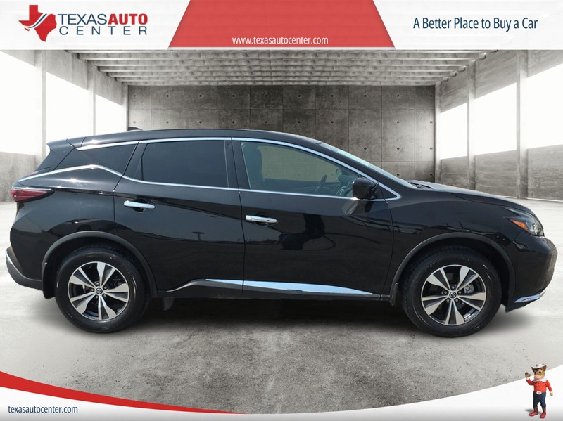 Nissan Murano Vehicle Full-screen Gallery Image 04