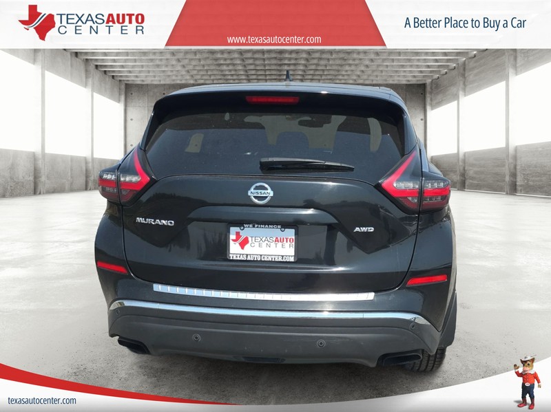 Nissan Murano Vehicle Full-screen Gallery Image 06