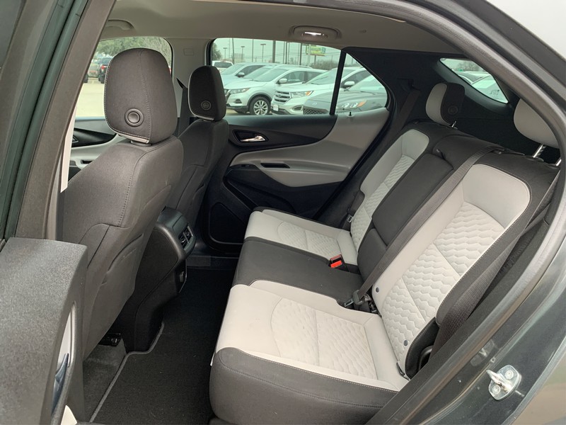 Chevrolet Equinox Vehicle Full-screen Gallery Image 07